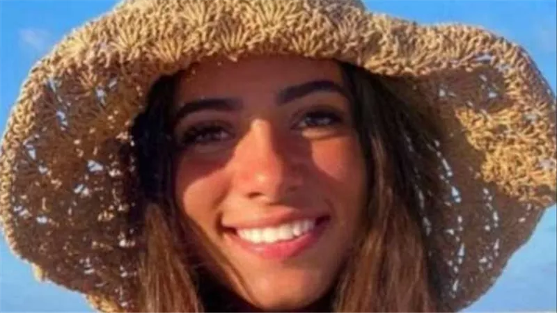بعد دخولها في غيبوبة.. القصة الكاملة لحادث فتاة الشروق | فيديو