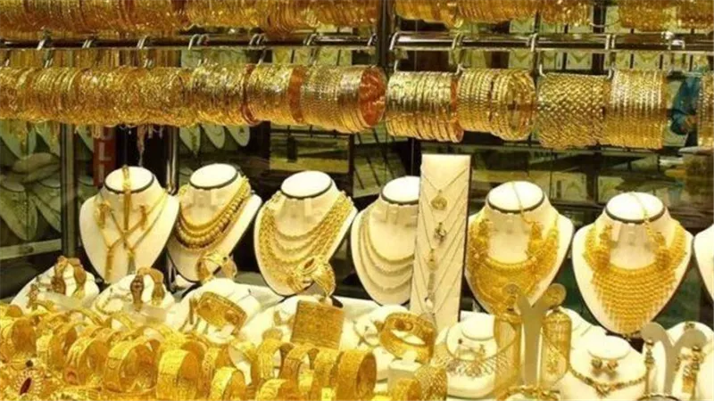 تحرك غير متوقع.. سعر الذهب اليوم الإثنين 26-2-2024