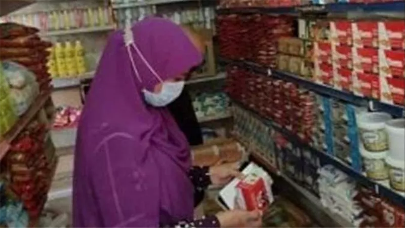 الغرف التجارية تجيب.. متى يشعر المواطن بانخفاض أسعار السلع؟ | فيديو