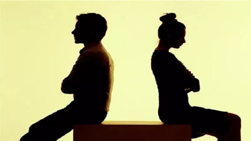 بيستحمى كل أسبوع مرة.. عروس تطلب الخلع بعد 3 شهور زواج