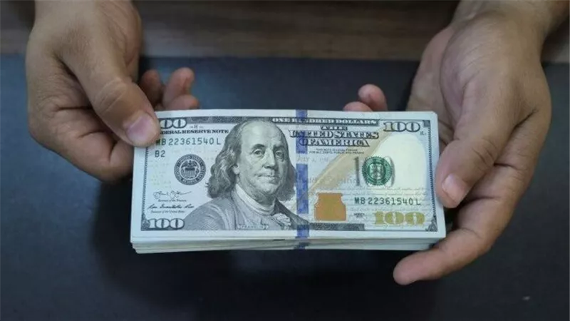 مفاجأة جديدة في السوق السوداء.. سعر الدولار اليوم الجمعة 8-3-2024