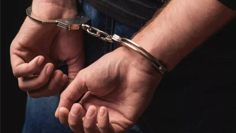 العجوز زارته في المنام.. قاتل يعترف بجريمته بعد دفن الضحية
