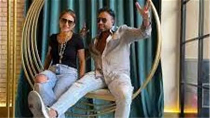 هتجيب فلوس كده ودمك مش خفيف.. زوج نيللى كريم يفتح النار على رامز جلال | فيديو