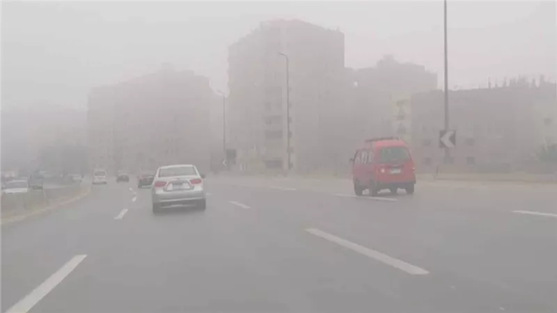 أمطار وشبورة.. الأرصاد تكشف عن حالة الطقس غدا السبت 23-3-2024