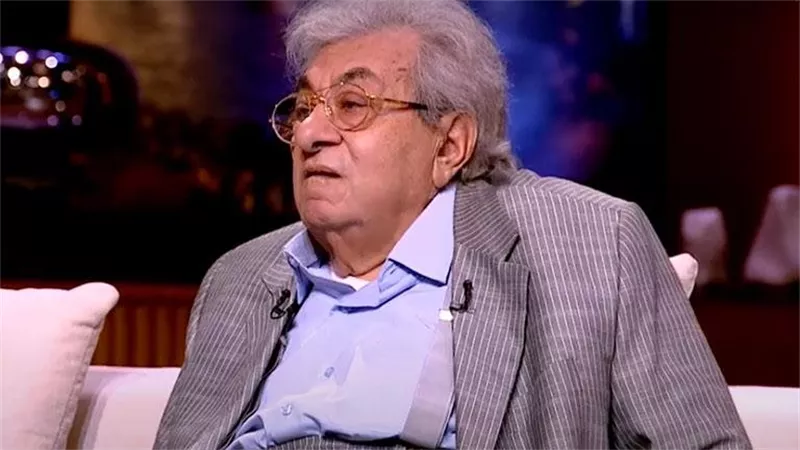 اعترافات فاروق فلوكس: دوري في الراقصة والسياسي عملي مشاكل ومحمد رمضان عاب فيا وهو عيل صغير | فيديو