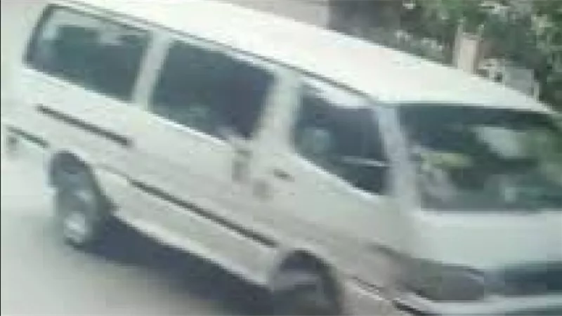رمت نفسها.. تفاصيل التحقيق في واقعة خطف بثينة فتاة الميكروباص بالشروق