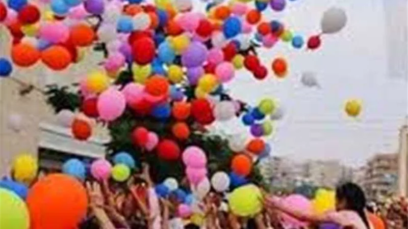 إجازة عيد الفطر تصل لـ 6 أيام.. رسميا 11 دولة عربية تعلن عن موعد نهاية شهر رمضان 2024