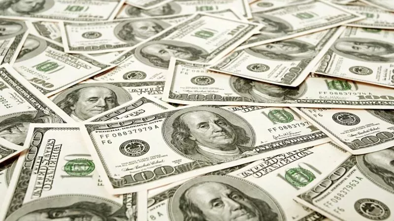 قبل بداية التعاملات.. سعر الدولار اليوم الثلاثاء 2-4-2024