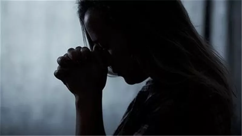 حاول هتك عرضها فقفزت من البلكونة..قرار عاجل بشأن المتهم بالاعتداء على خطيبته بالخليفة