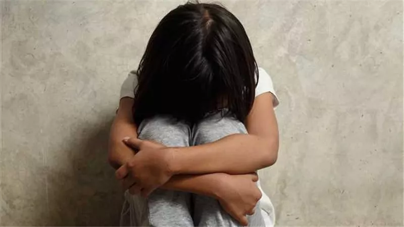أنجب منها طفلا.. مأساة الطفلة ندى هتك عرضها شابا في الجيزة