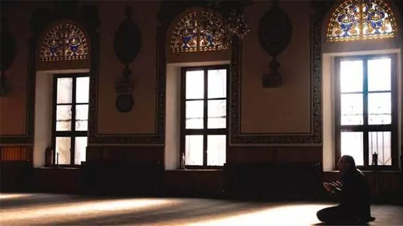 اللهم لا تجعله آخر العهد.. دعاء وداع شهر رمضان