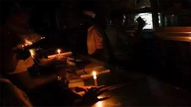 ساعتين أم أكثر؟.. ما مواعيد انقطاع الكهرباء بعد رمضان؟