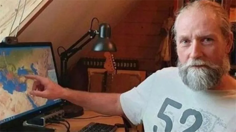 نشاط زلزالي كبير في هذا الموعد.. تحذير خطير من خبير الزلازل الهولندي 