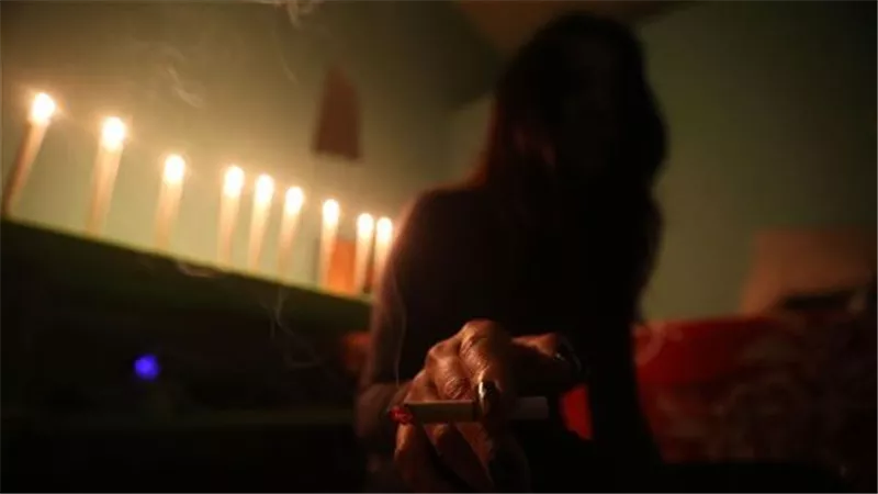 عايرته في رجولته وطلبت الطلاق.. نهاية مأساوية لزوجة أفلتت من حبل المشنقة