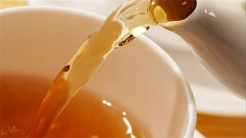 لن تتخيل فوائده.. مشروب يُصلح ما يفسده كعك العيد