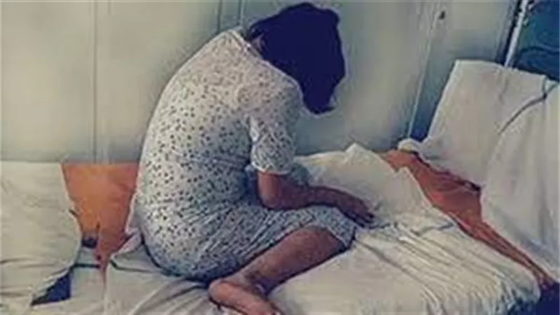 تفاصيل مثيرة.. دينا خبأت عشيقها في الدولاب وقتلت زوجها للفوز بعلاقة آثمة