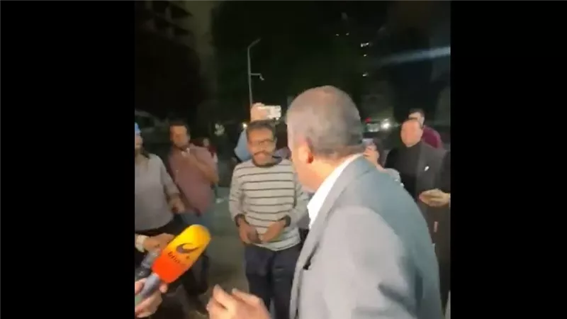فوضى خلاقة..أول تعليق من أحمد عبدالعزيز بعد انفعاله على شاب من ذوي الهمم