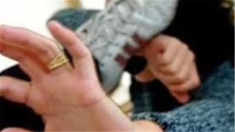 ضربوني في الفصل..تفاصيل اتهام معلمة لطالبي ثانوي بالتعدي عليها بالشيخ زايد 