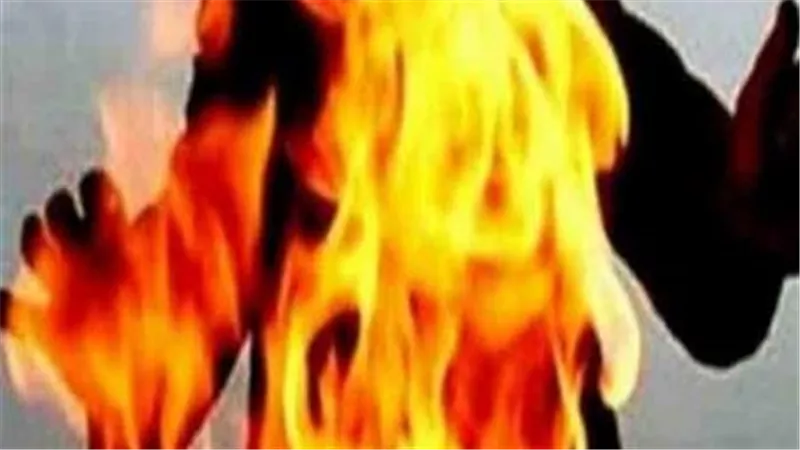 ولع في نفسه ببنزين.. ماذا حدث في الهانوفيل بالإسكندرية؟
