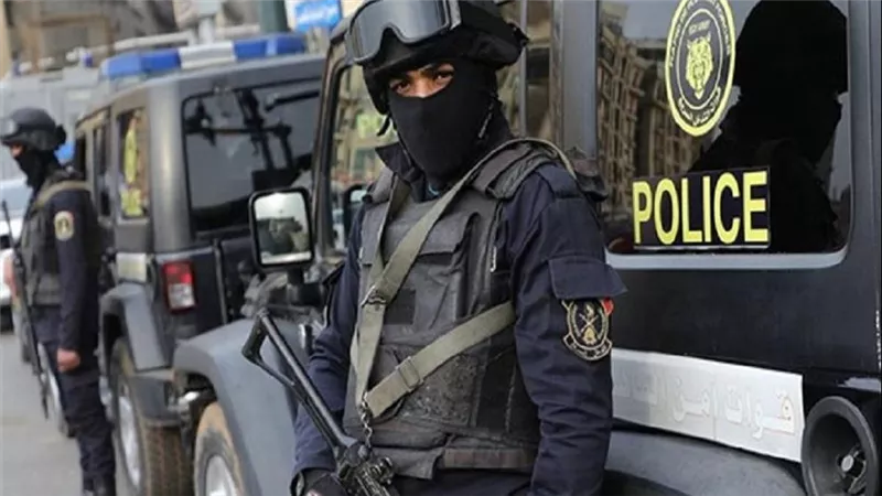 تفاصيل مثيرة..معاكسة فتاة تنتهي بإصابة 10 أشخاص داخل كافيه بالمقطم