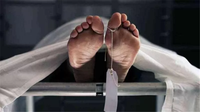 ورقة كشفت الجريمة.. تفاصيل الحكم على المتهمين بقتل طبيب أسيوط رجما بالحجارة