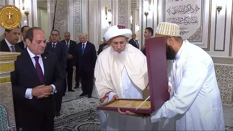  ماذا قال في افتتاح مسجد السيدة زينب؟..كل ما تريد معرفته عن سلطان البهرة 
