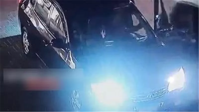 مش هتلمسني إلا لو موتني.. كيف منعت فتاة التجمع سائق أوبر من اغتصابها في الصحراء؟