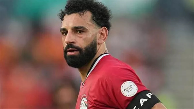 صدام جديد مع ليفربول.. مفاجأة بشأن انضمام محمد صلاح لمعسكر منتخب مصر