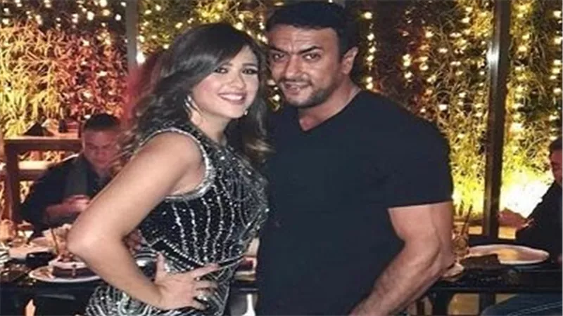 فستان زفاف ووصلة غزل.. هل عادت ياسمين عبد العزيز لأحمد العوضي؟