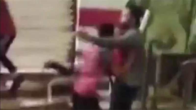 عصا غليظة وفيديو صادم.. تفاصيل الحكم على المتهم بالتعدي على شاب من ذوي الاحتياجات في الدقهلية