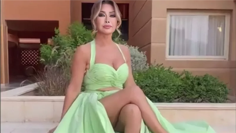 مكشوف البطن.. نوال الزغبي تثير الجدل بهذه الإطلالة | شاهد