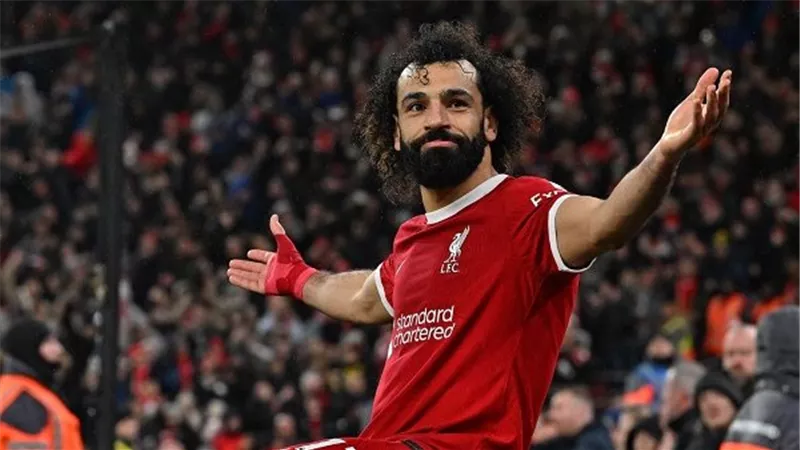 بعد رحيل كلوب.. قرار عاجل من ليفربول بشأن محمد صلاح 