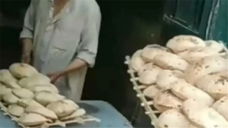 بعد تحريك سعر العيش.. ما مصير نقاط استبدال الخبز؟ | فيديو