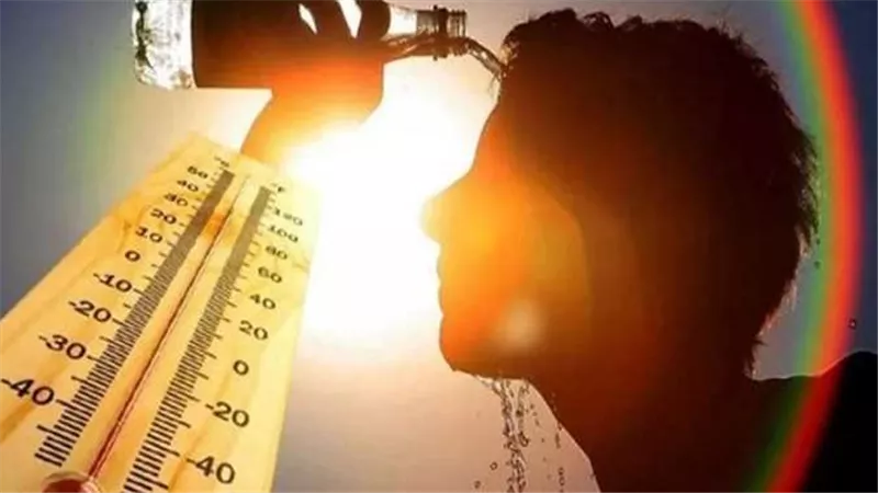 موجة حارة جديدة في هذا الموعد.. الأرصاد تحذر من حالة الطقس بمصر الأيام المقبلة | فيديو