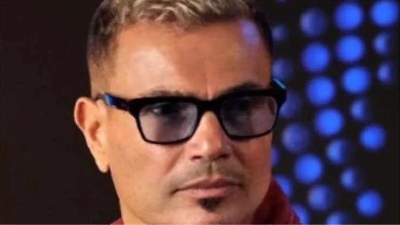 بعد فيديو الصفعة.. قرار مفُاجئ من عمرو دياب 