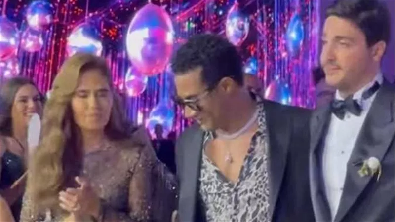 لن تتوقعه.. رد فعل غريب من محمد رمضان بعد الهجوم على عمرو دياب | فيديو