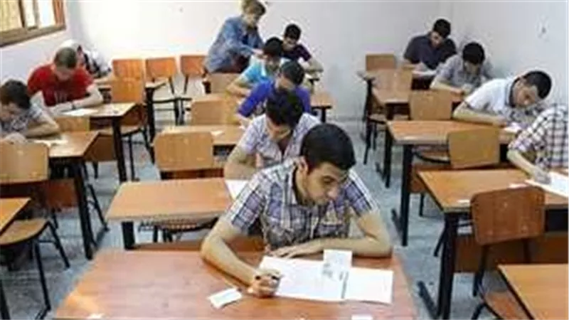 امتحانات الثانوية العامة 2024.. تعرف على عقوبة ضبط هاتف محمول مع الطالب | فيديو