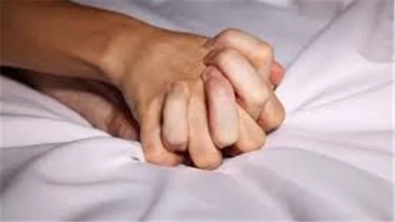 ادفعيلي وإلا هفضحك..تفاصيل مثيرة في الحكم على المتهم بتصوير زوجته خلال العلاقة الحميمية بقنا