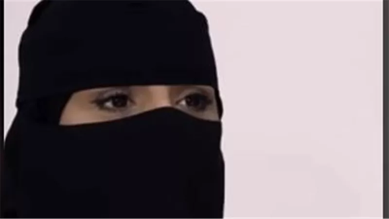  رد فعل صادم من مستشارة أسرية.. امرأة سعودية تضبط زوجها يخونها مع 6 نساء | فيديو
