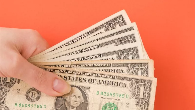 سعر الدولار اليوم الأحد 16-6-2024