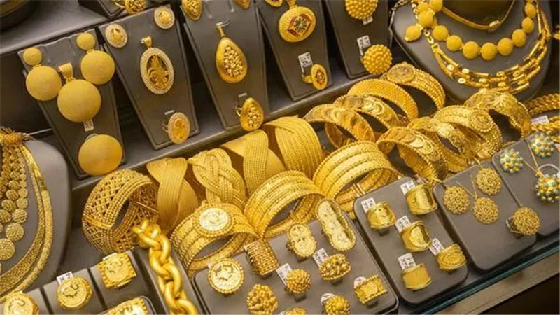 سعر الذهب اليوم الأحد 16-6-2024 تحرك مفاجيء