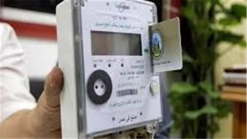 يسبب زيادة الفاتورة..تحذير من خطأ فى التعامل مع عداد الكهرباء