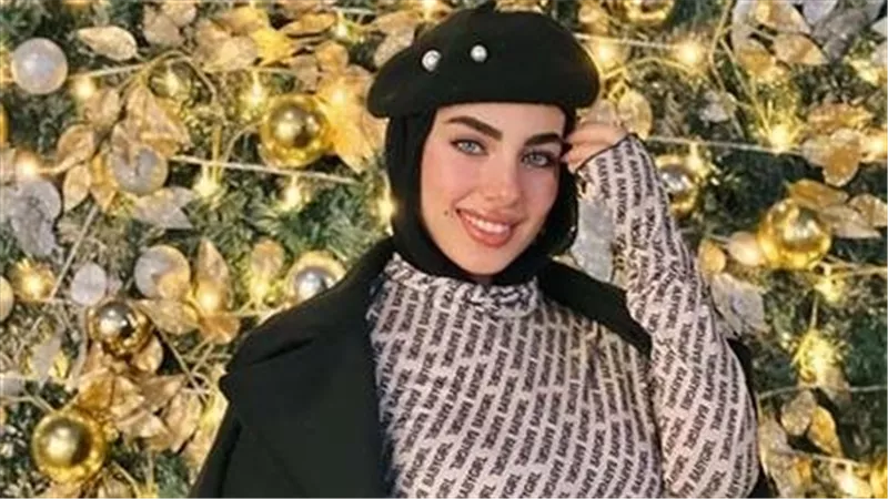 أشهر عملية نصب واحتيال.. تفاصيل محاكمة البلوجر هدير عاطف 