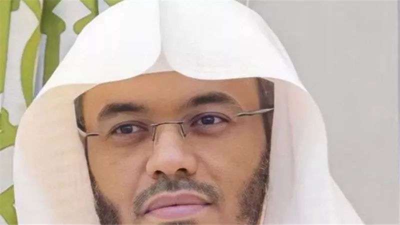 الأرض تتهيأ لأمر عظيم.. حقيقة منشور خطيب وإمام الحرم المكي ياسر الدوسري | شاهد