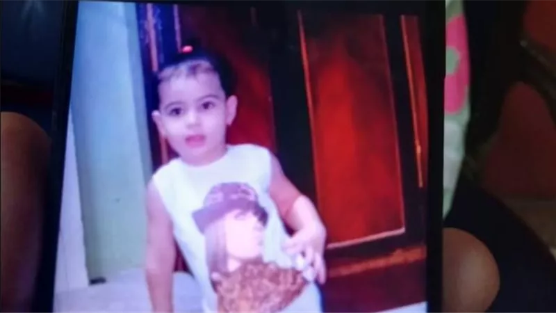 خلع ضوافرها وقص شعرها.. تفاصيل الحكم على المتهم بخطف طفلته وتعذيبها بالهرم