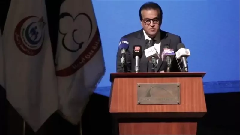 وزير الصحة يعلن موعد انتهاء أزمة نقص الدواء 