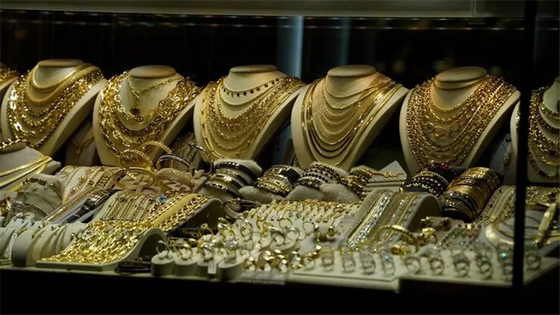 سعر الذهب اليوم الجمعة 5-7-2024 تحرك مفاجيء