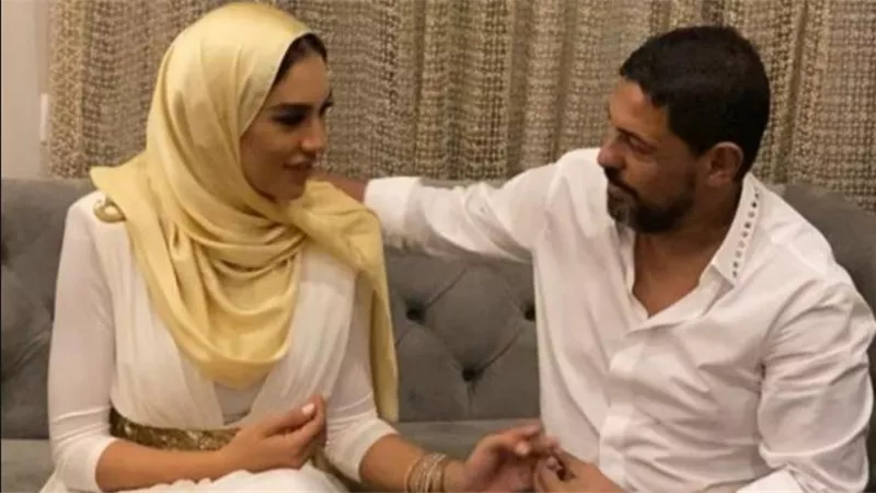 طلاق غيابي وأسرار مكتومة.. القصة الكاملة لأزمة الفنانة مي فخري والمايسترو هاني فرحات | فيديو
