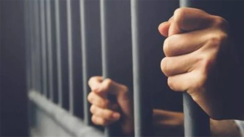 مش ندمان ولو رجعت تاني هنقتلها.. اعترافات صادمة للمتهم بقتل ابنته بمساعدة ابنه في الفيوم