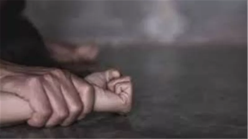 عامل هتك عرضها ووالدها قتلها.. تفاصيل الحكم على المتهمين في واقعة طفلة المنيا